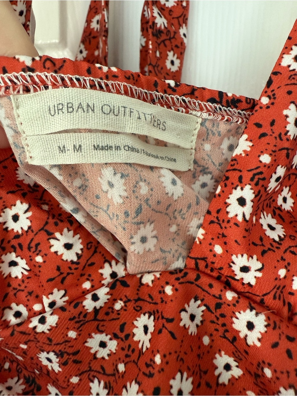 Urban outfitters Rust Red Floral Halter romper- size M - Picture 5 of 5